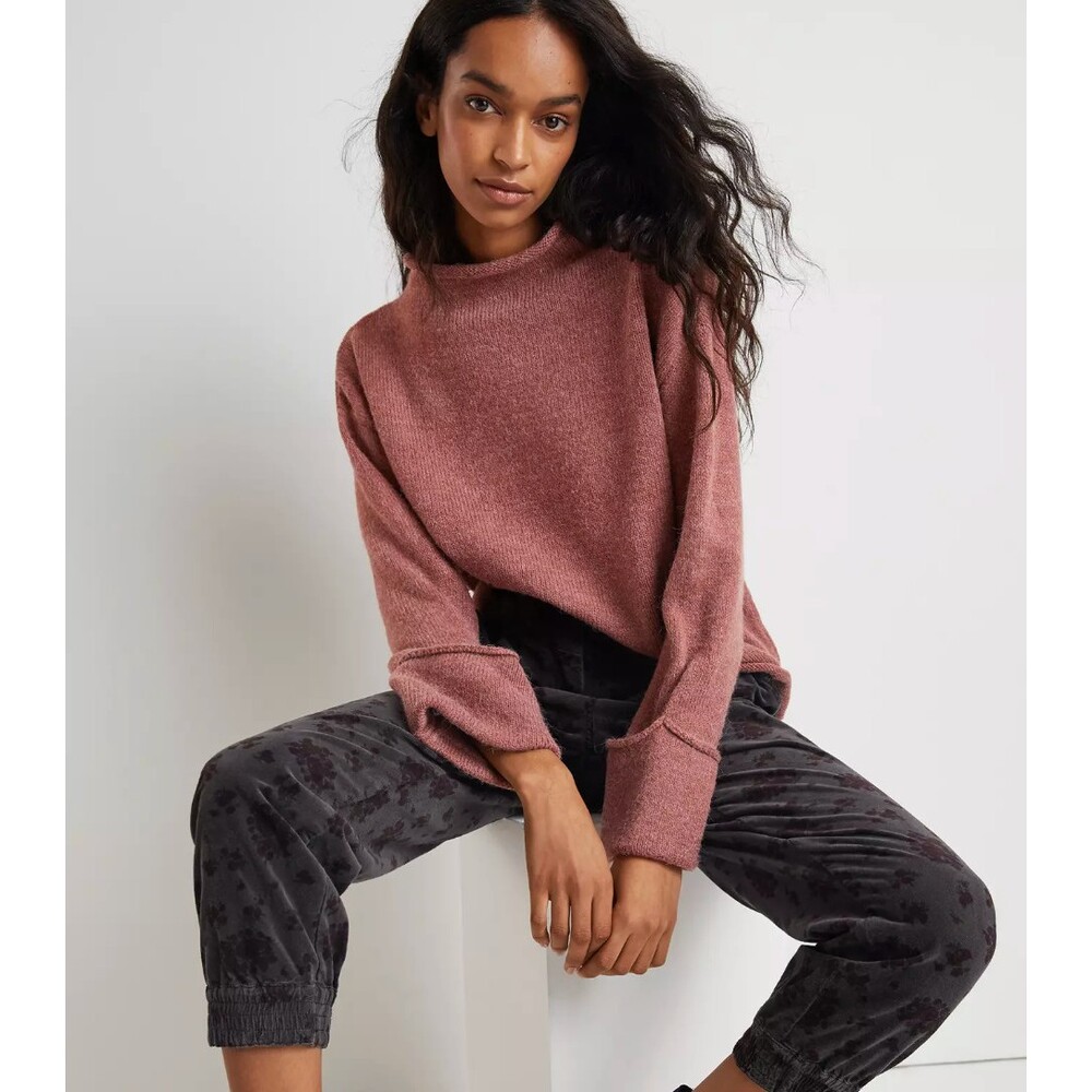 Anthropologie NWT Basile Cropped Sweater in Rose Pink Size Small Roll Neck